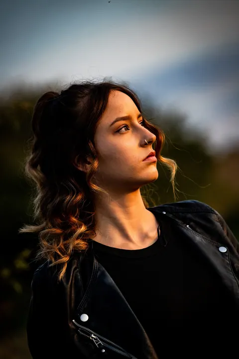 Mariella - September