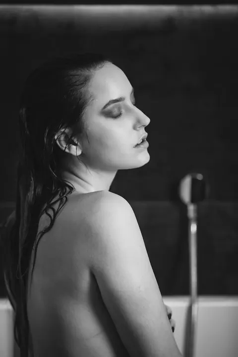 Sweet Poison Rooms - Anne und Mariella